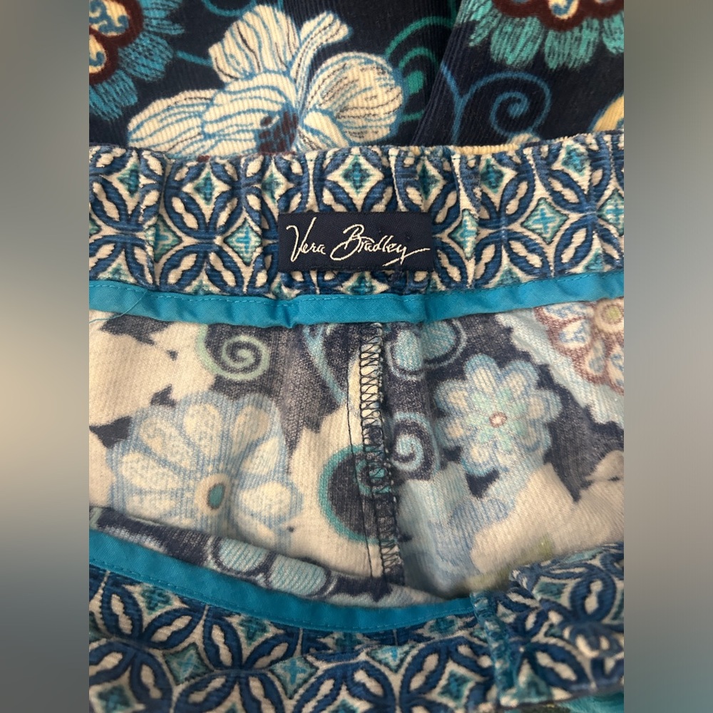 Vera Bradley Navy Blue Floral Pjs botton with White & Teal Accents size M-L - Picture 3 of 8